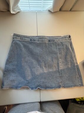 American Eagle Light Blue Denim Mini Skort